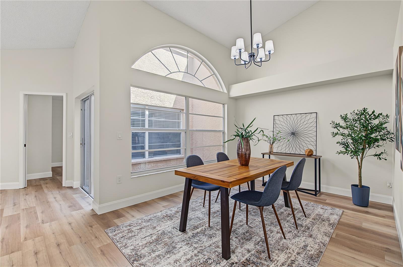 3876 DARSTON ST — photo 10