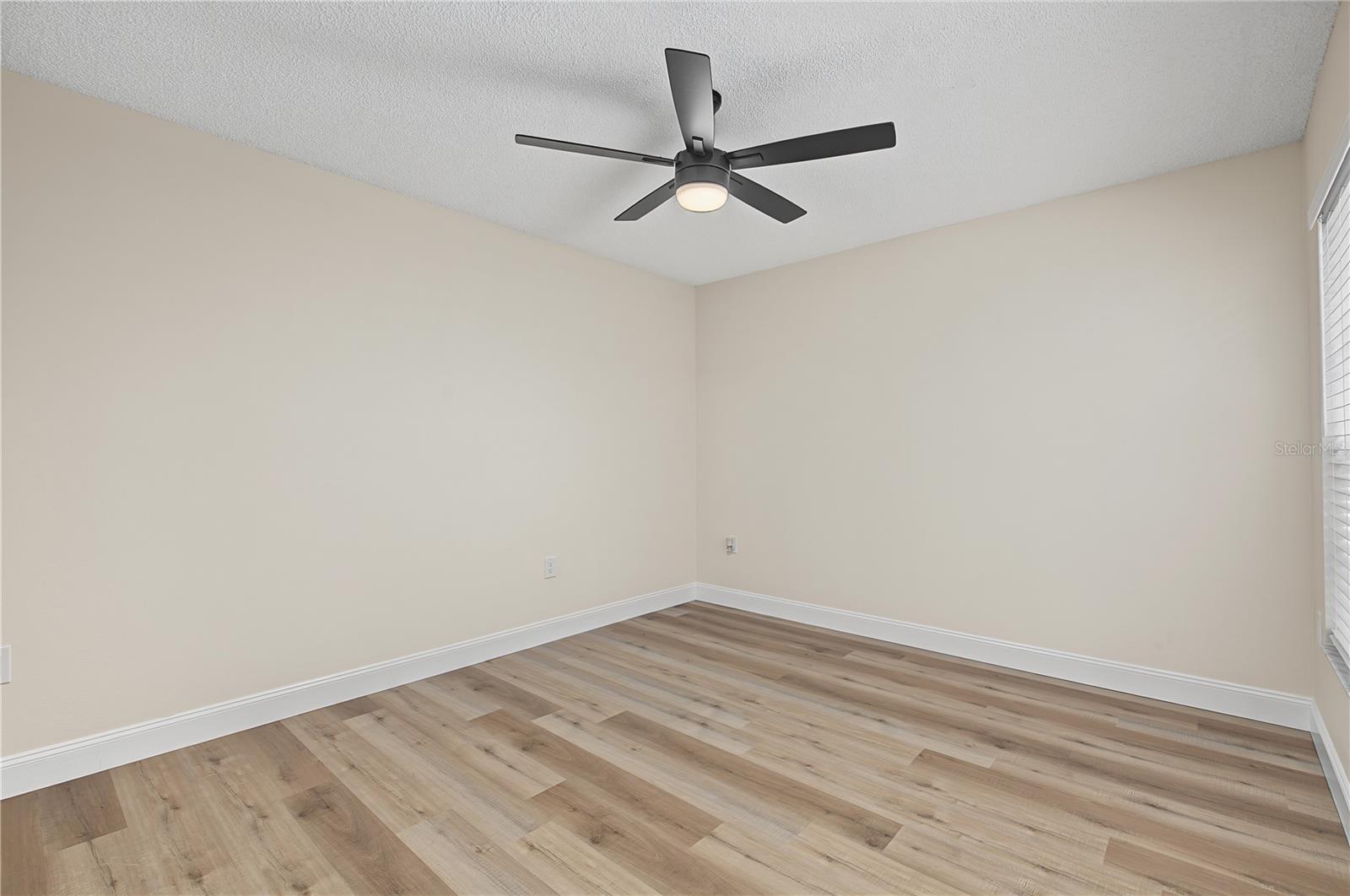 3876 DARSTON ST — photo 23