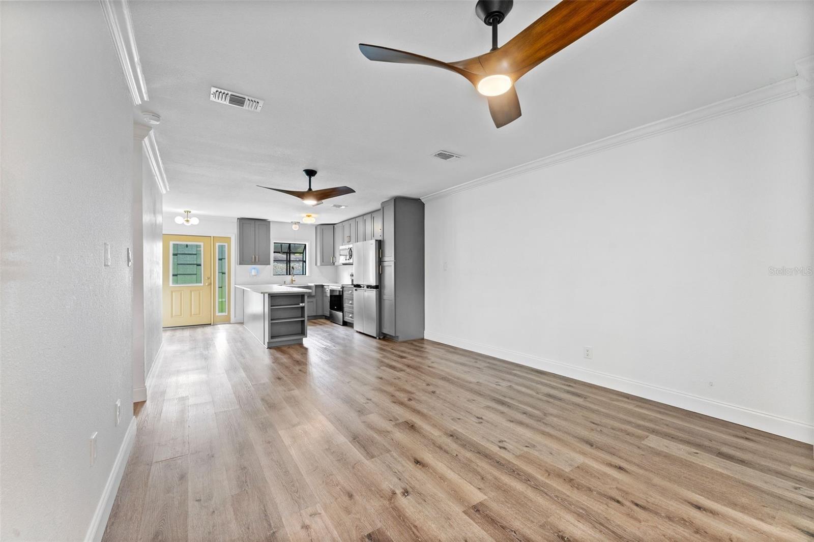 7327 WINCHESTER DR — photo 12