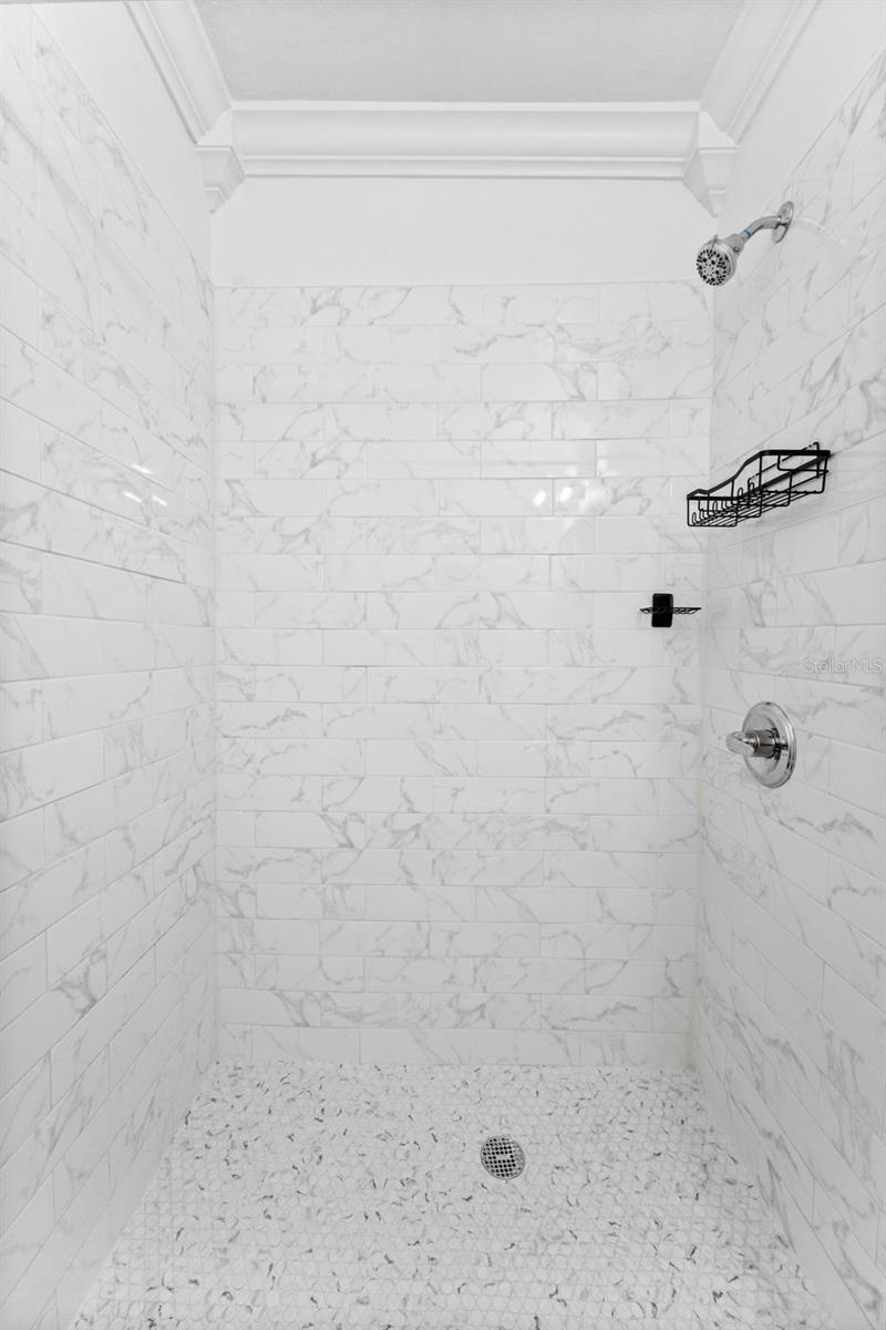 7327 WINCHESTER DR — photo 25