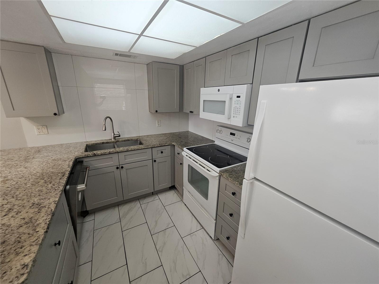 460 BASE AVE E #110 — photo 5