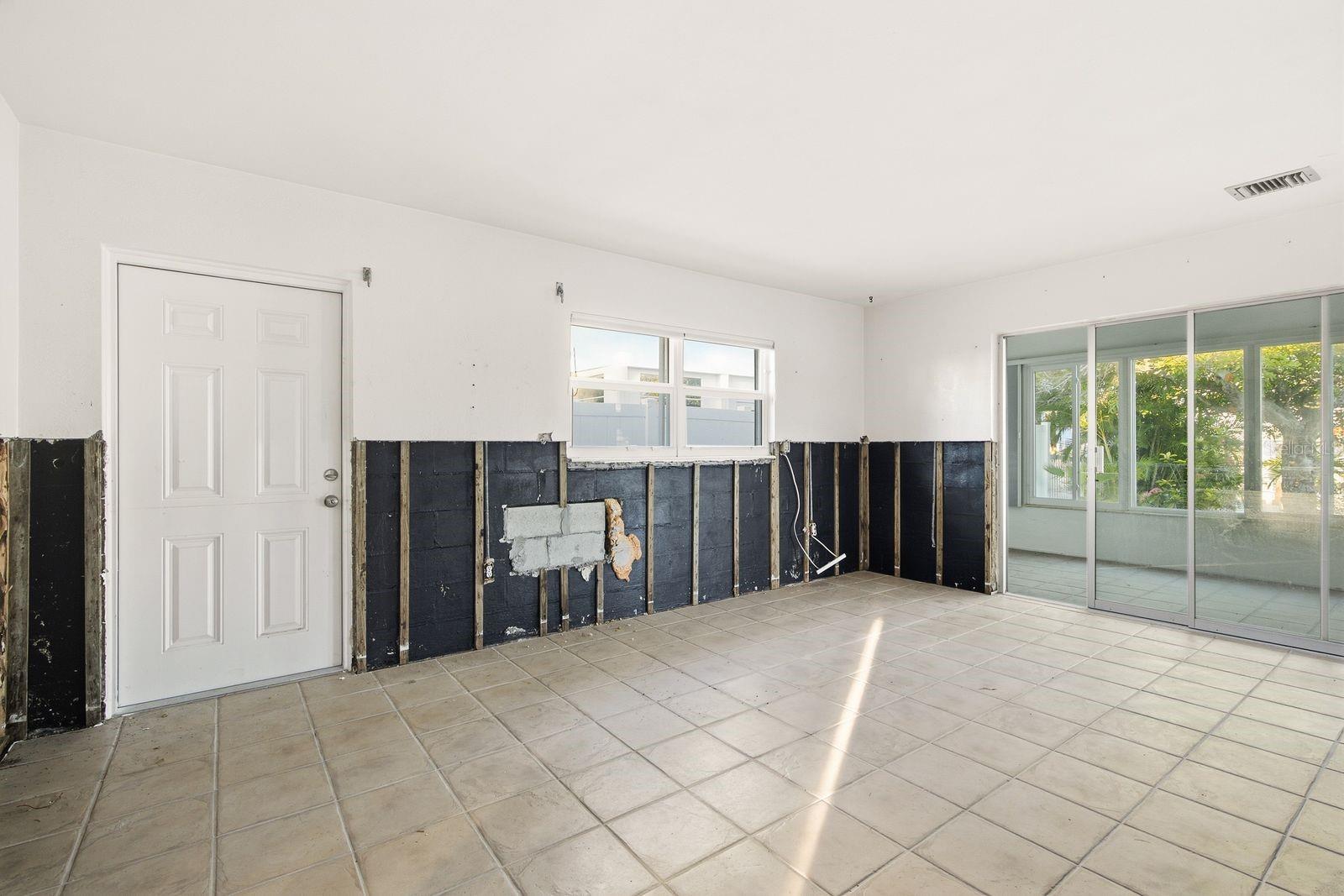 13529 BOCA CIEGA AVE — photo 10
