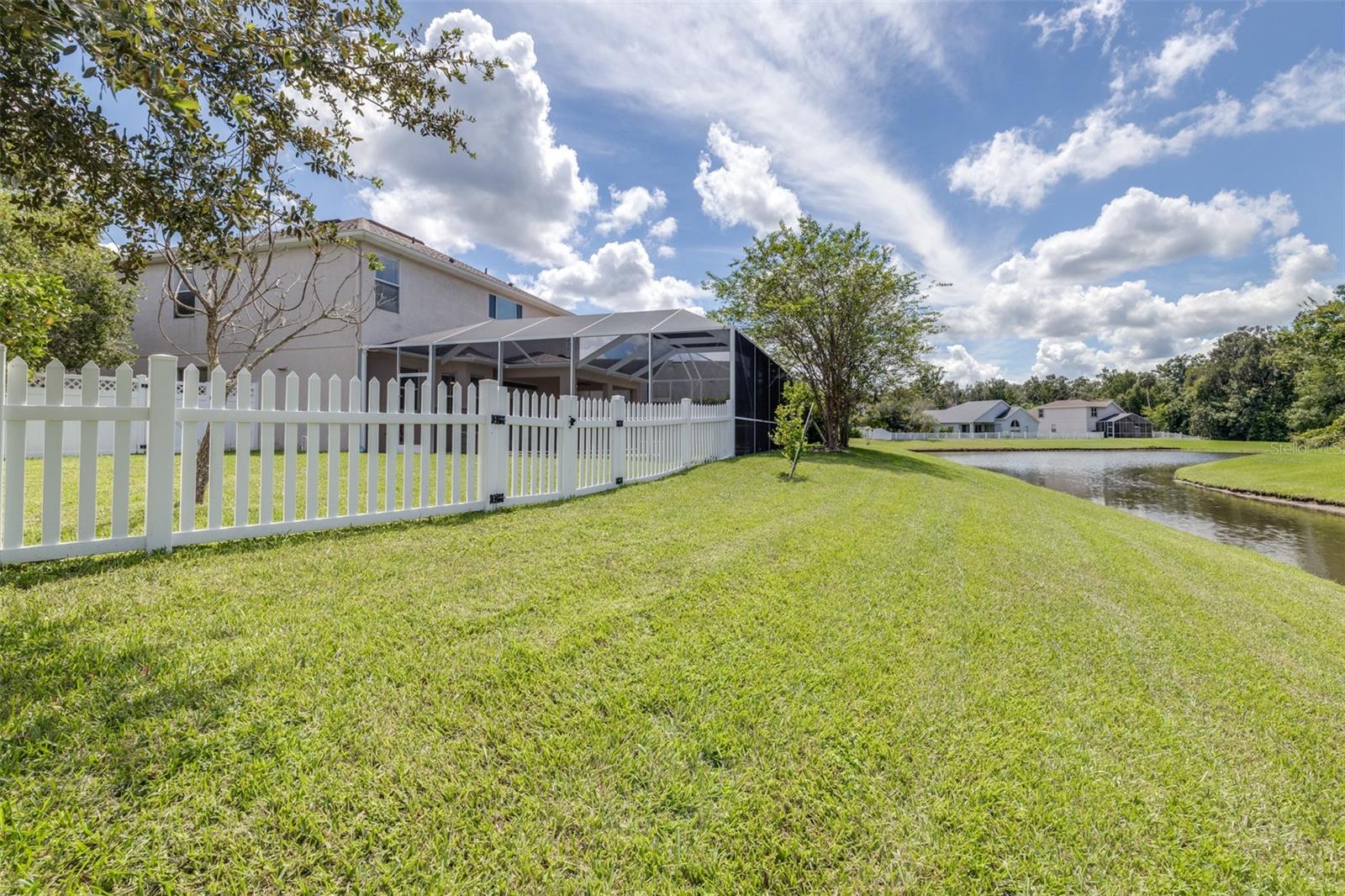 27015 FIREBUSH DR — photo 46
