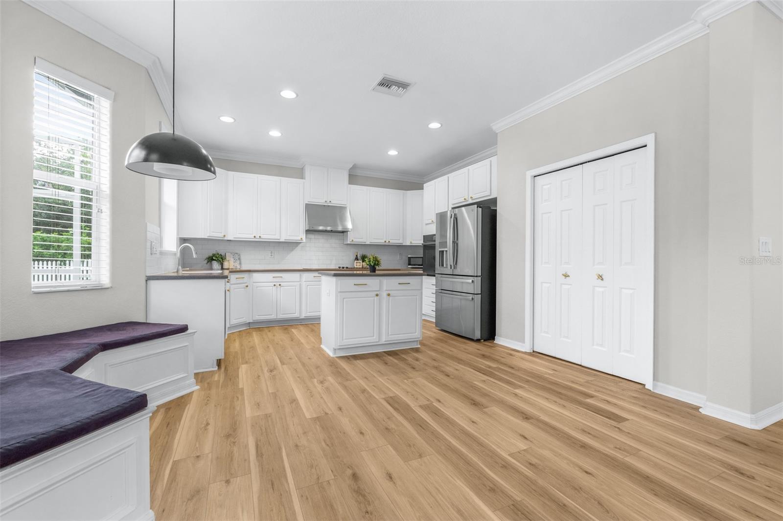 27015 FIREBUSH DR — photo 11