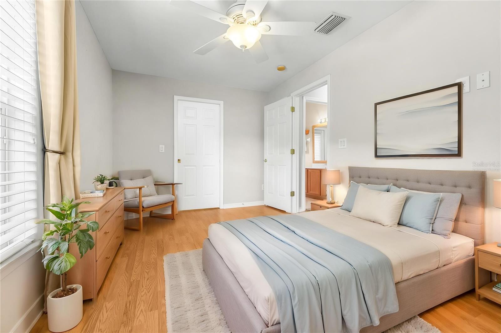 27015 FIREBUSH DR — photo 14