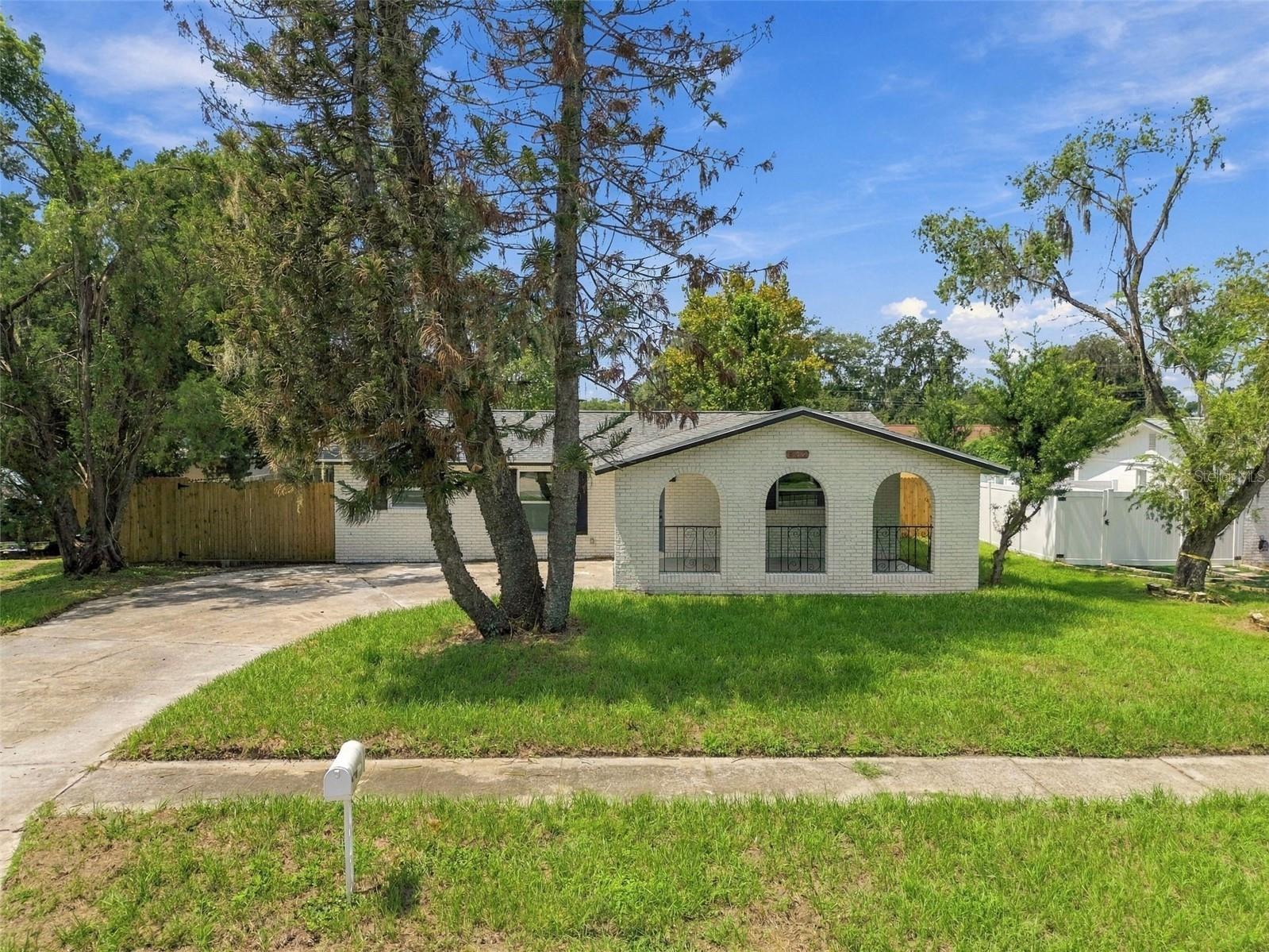 802 WALNUT DR — photo 41