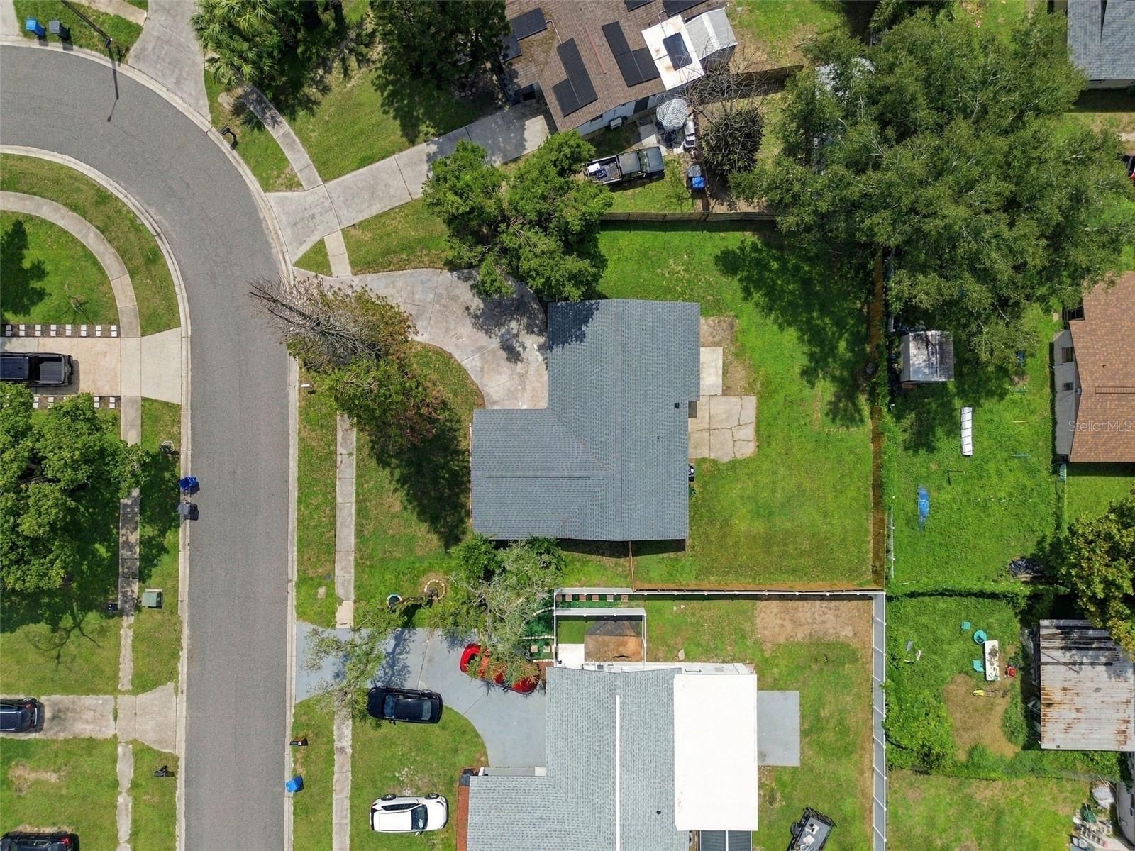 802 WALNUT DR — photo 46