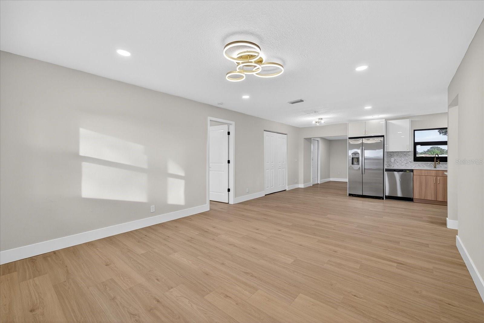 6107 COLE DR — photo 28