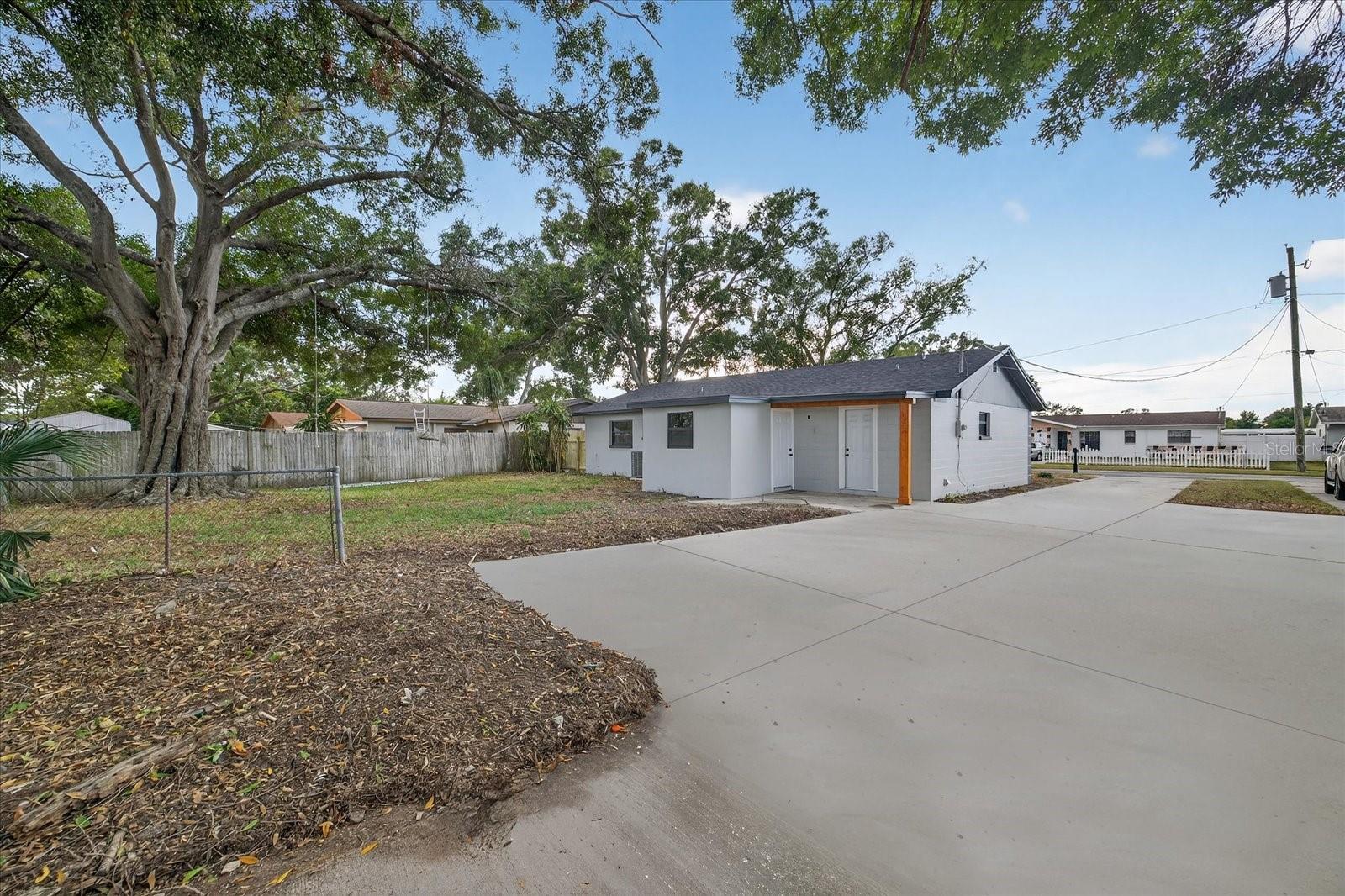 6107 COLE DR — photo 42