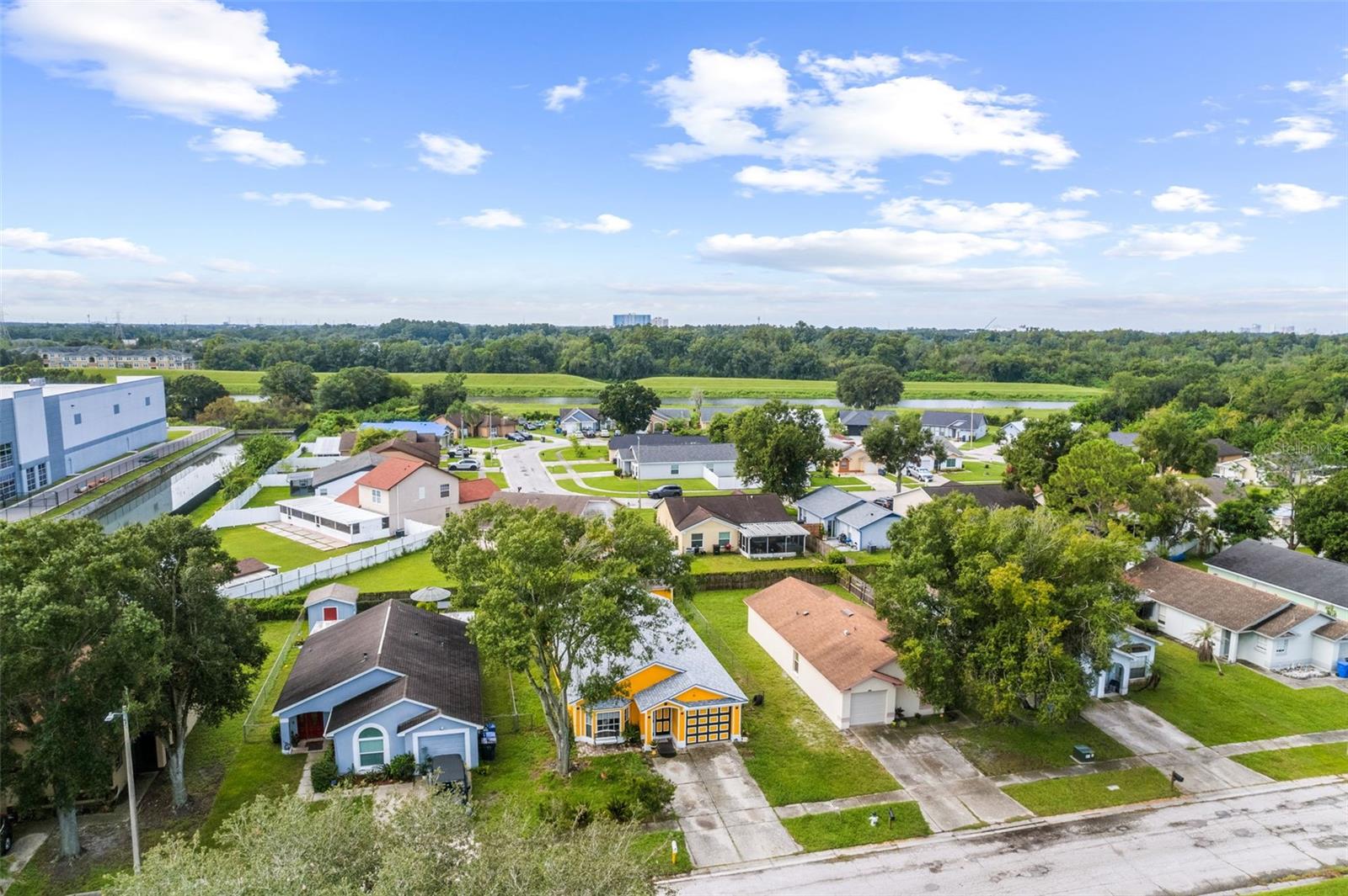 8106 RIVERBOAT DR — photo 11