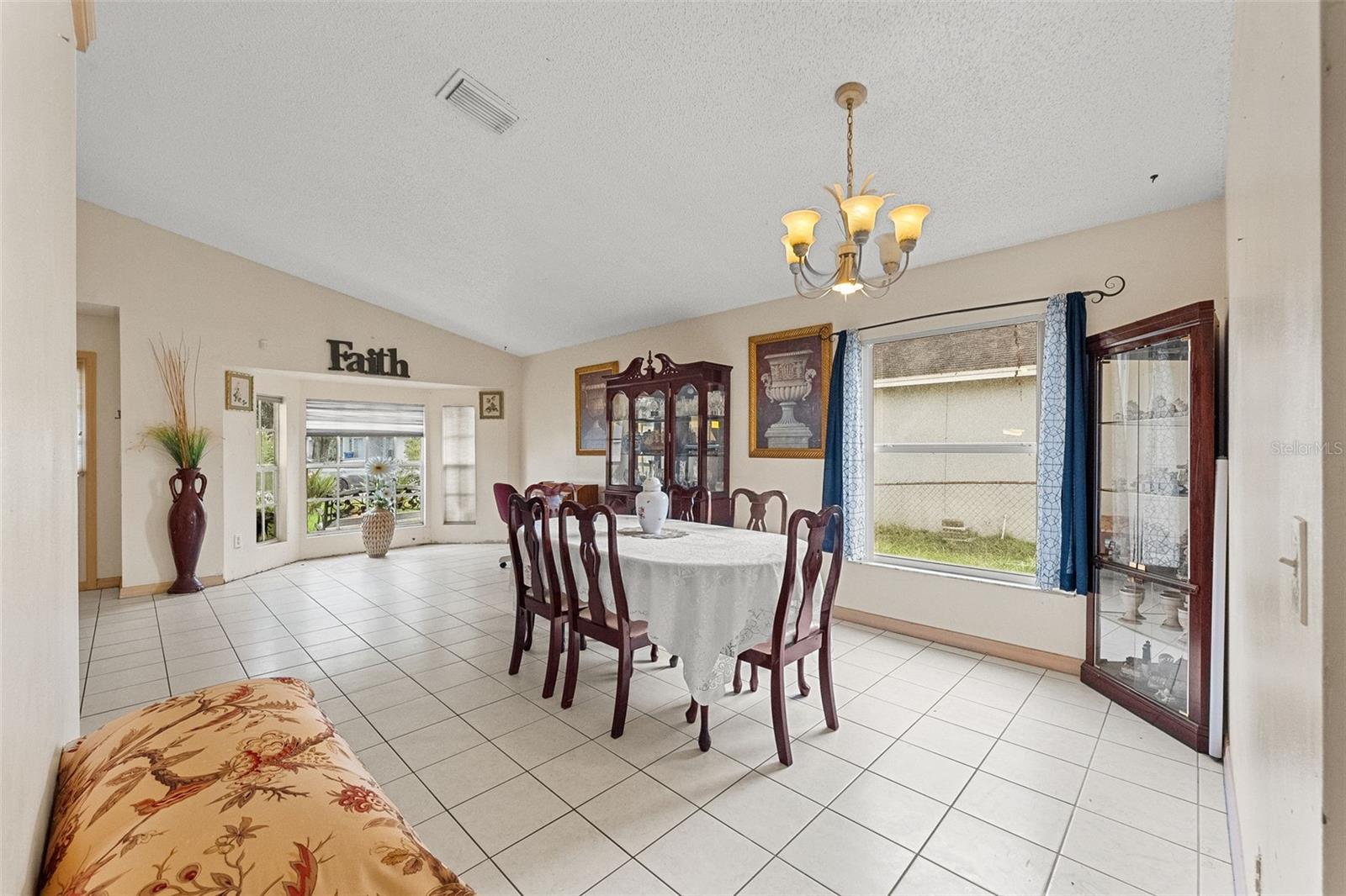 8106 RIVERBOAT DR — photo 16