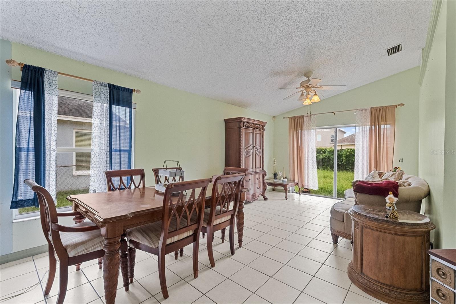 8106 RIVERBOAT DR — photo 4