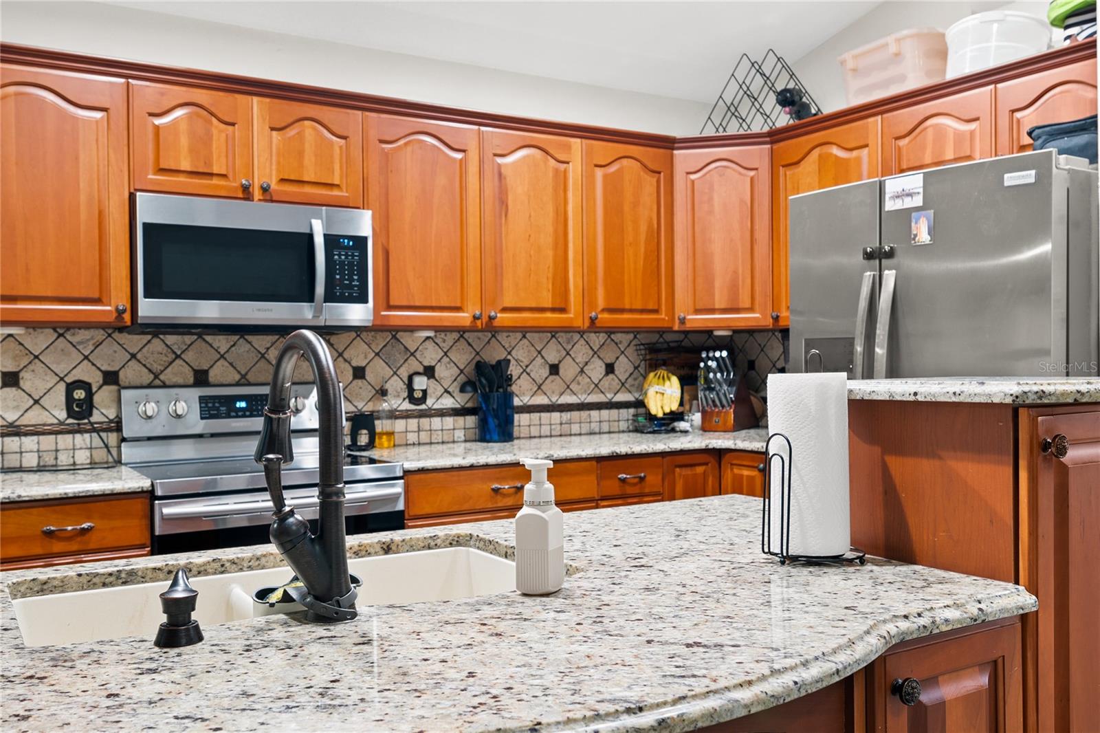 10511 DEEPBROOK DR — photo 23