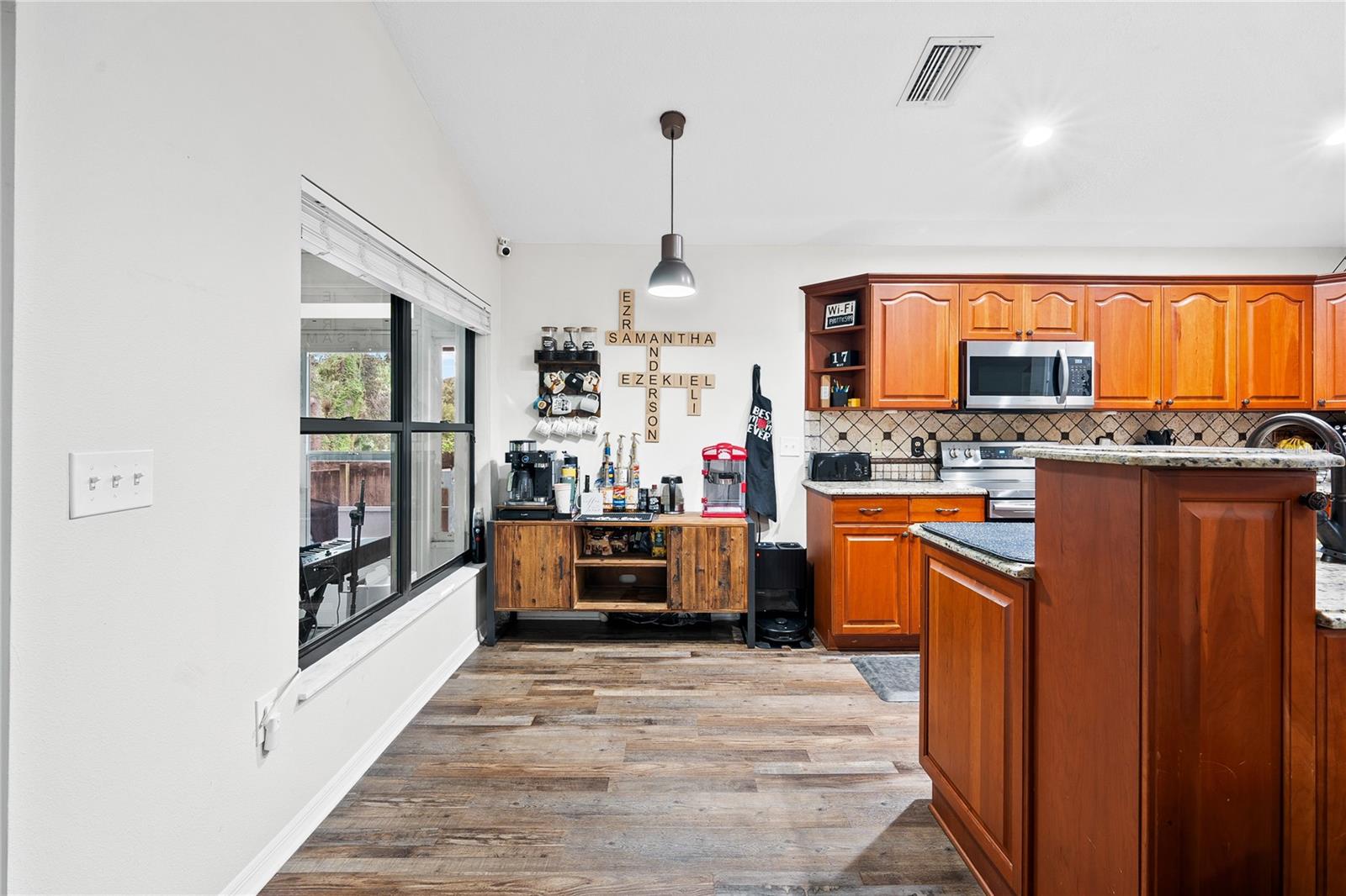 10511 DEEPBROOK DR — photo 20