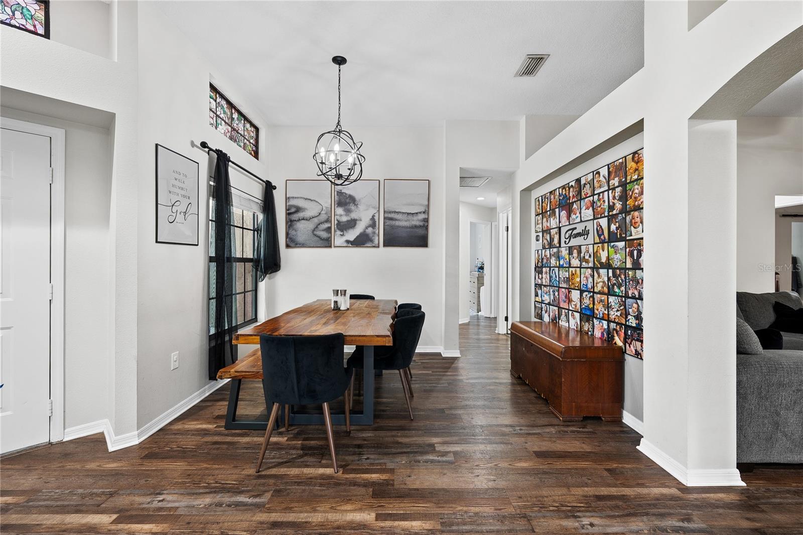 10511 DEEPBROOK DR — photo 14