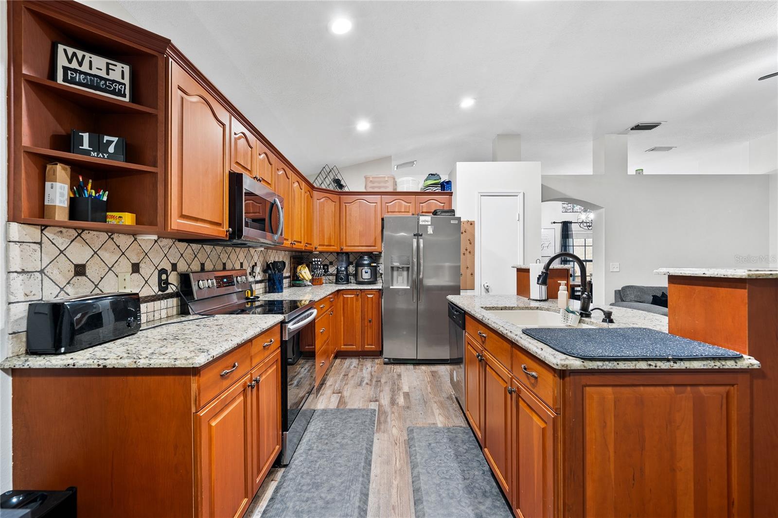 10511 DEEPBROOK DR — photo 5
