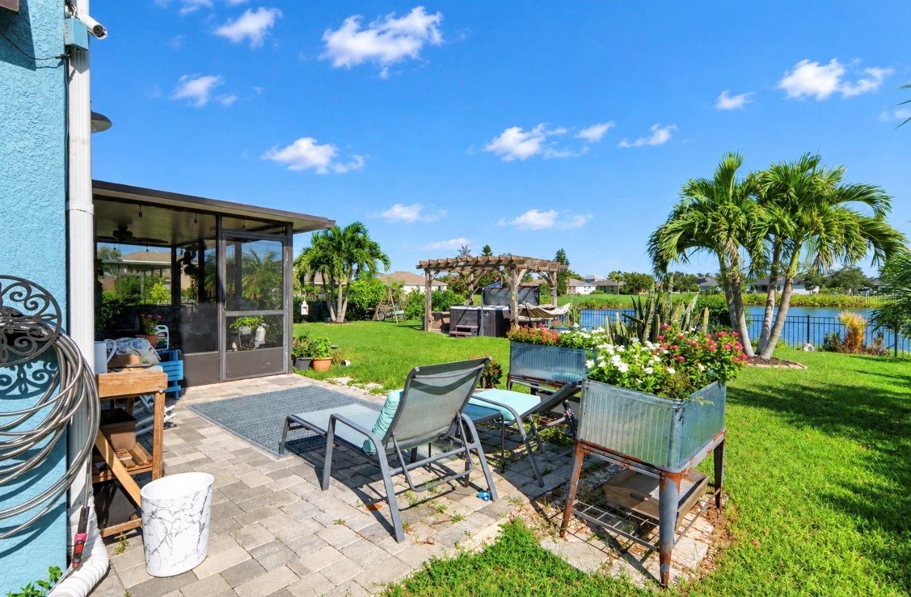 337 STAR SHELL DR — photo 31