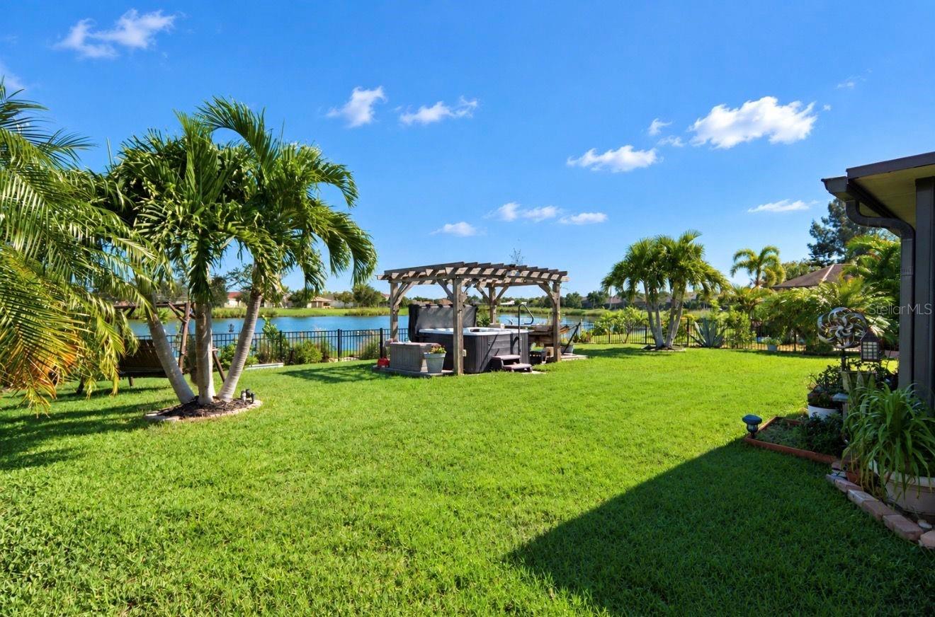 337 STAR SHELL DR — photo 34