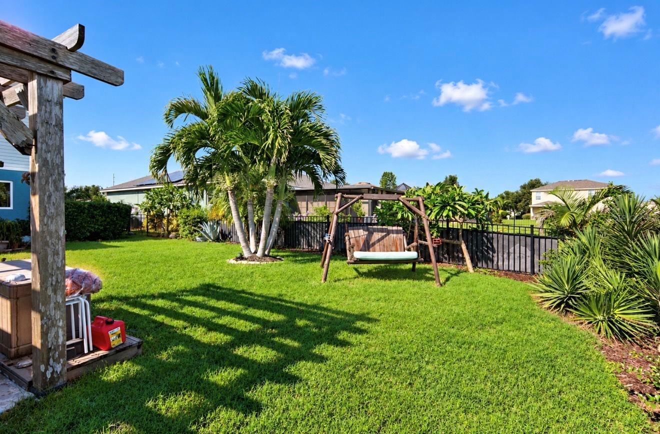 337 STAR SHELL DR — photo 32