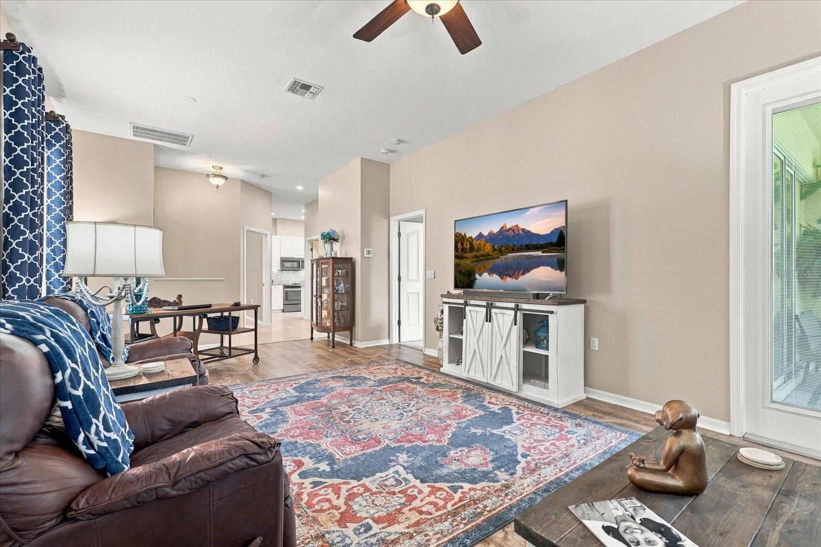 7629 WIMPOLE DR — photo 7