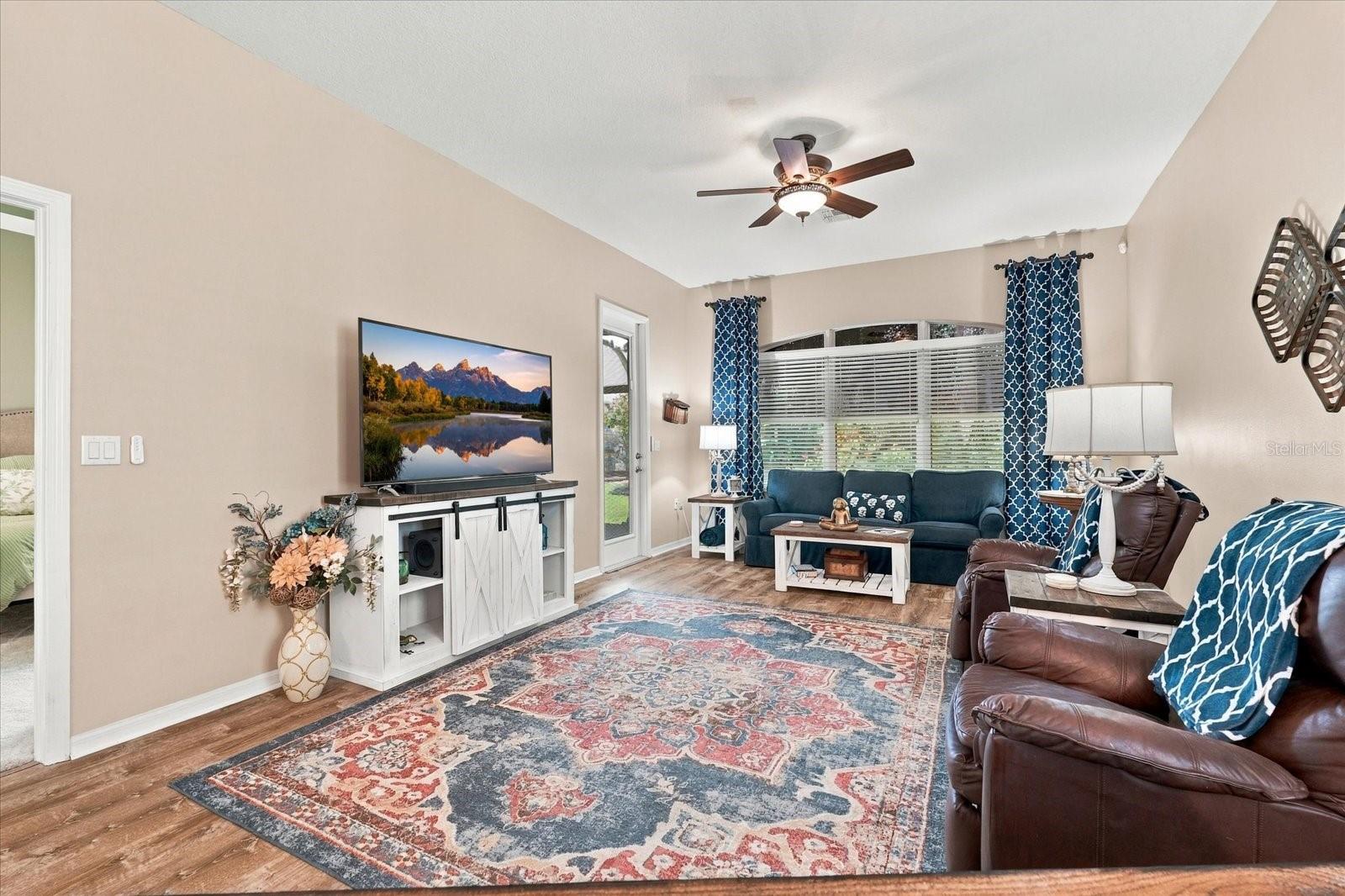 7629 WIMPOLE DR — photo 6