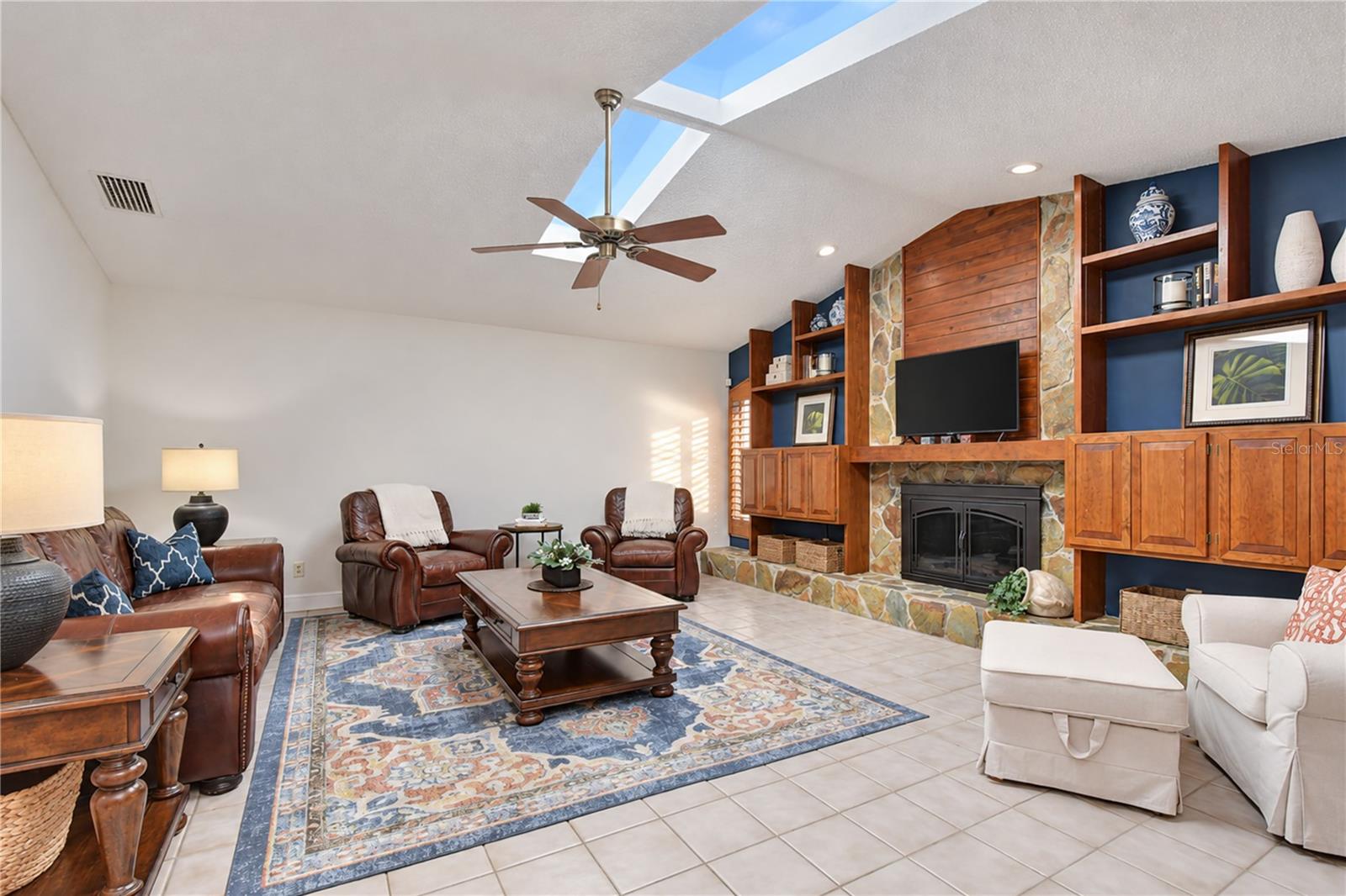 503 PREAKNESS PL — photo 16