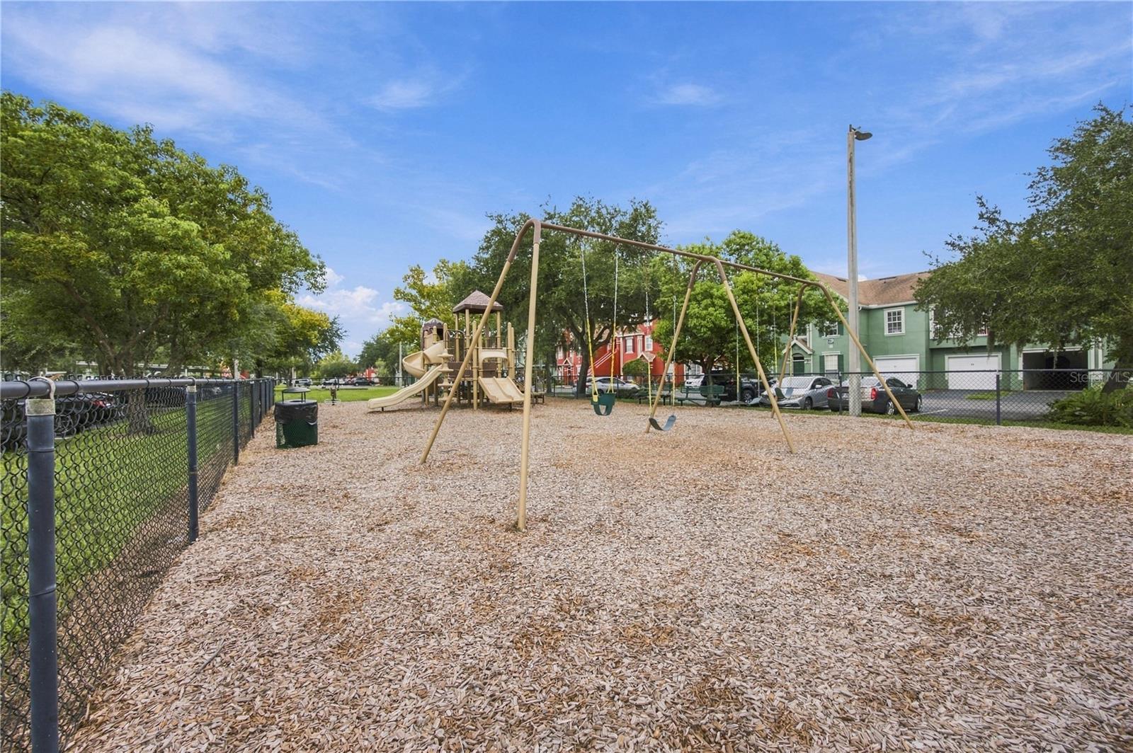 9570 LAKE CHASE ISLAND WAY #9570 — photo 32
