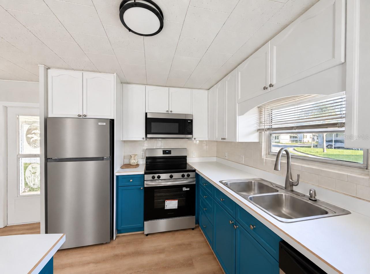 1100 BELCHER RD S #64 — photo 12