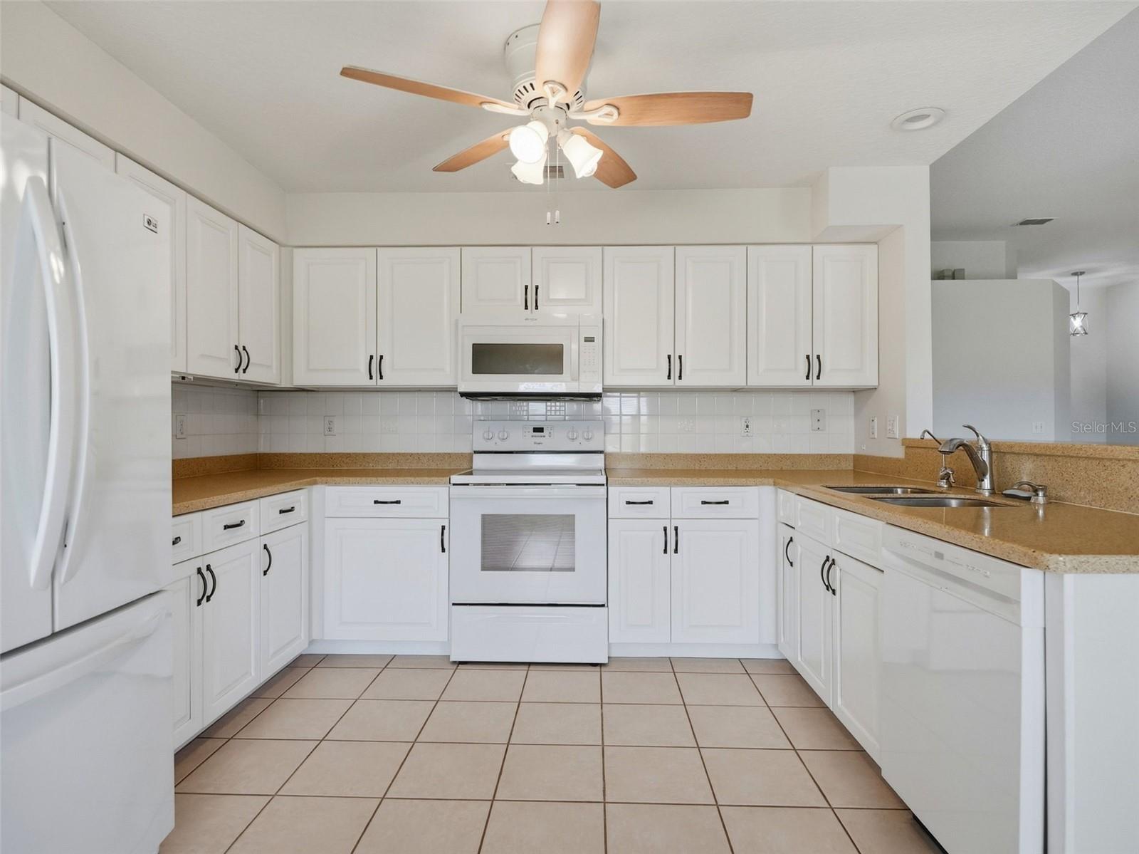 10251 MOSHIE LN — photo 10
