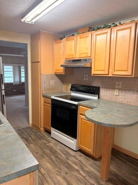 84 CEDAR ELM DR #28 — photo 4