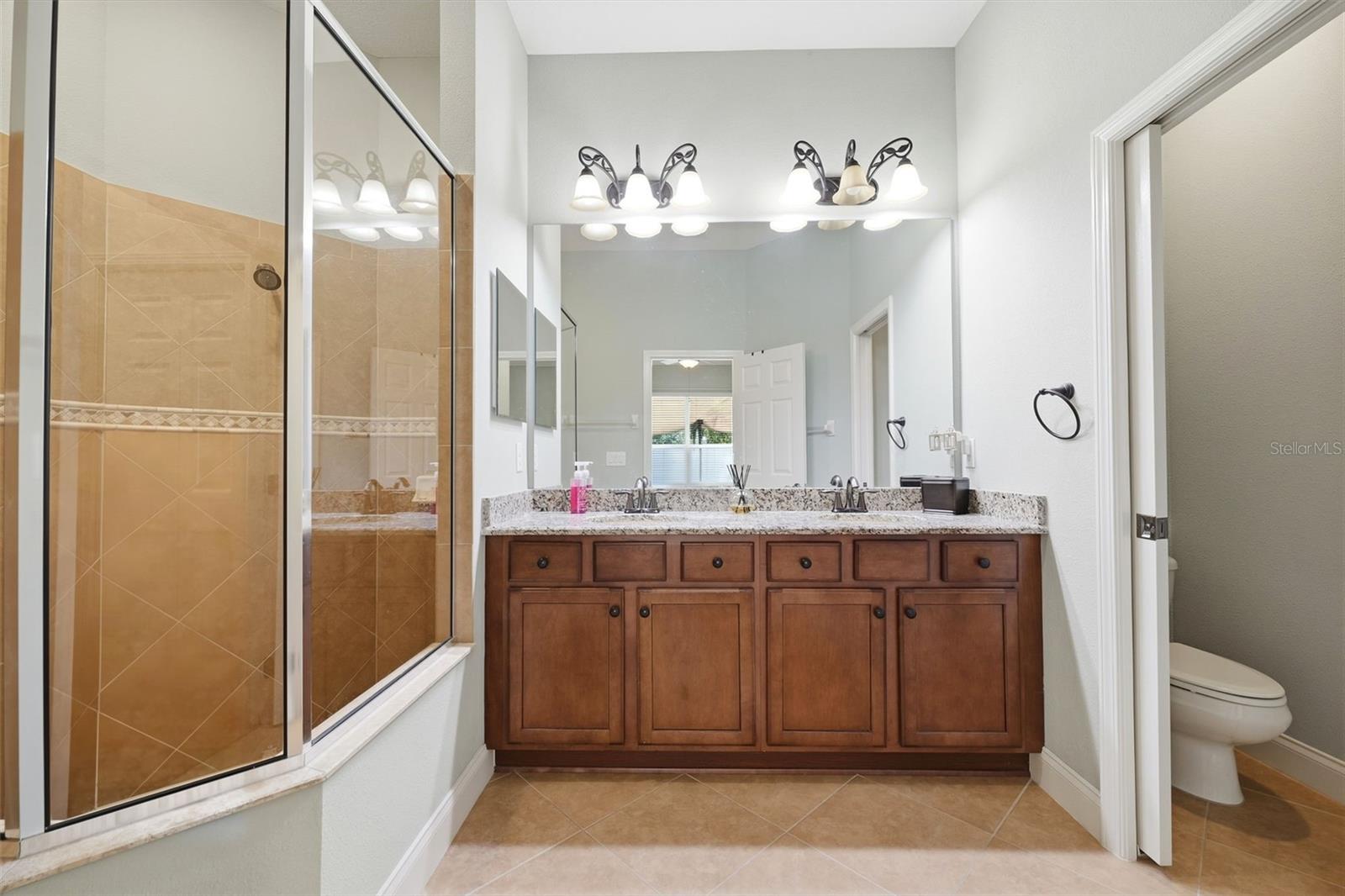2901 DEVONOAK BLVD — photo 24