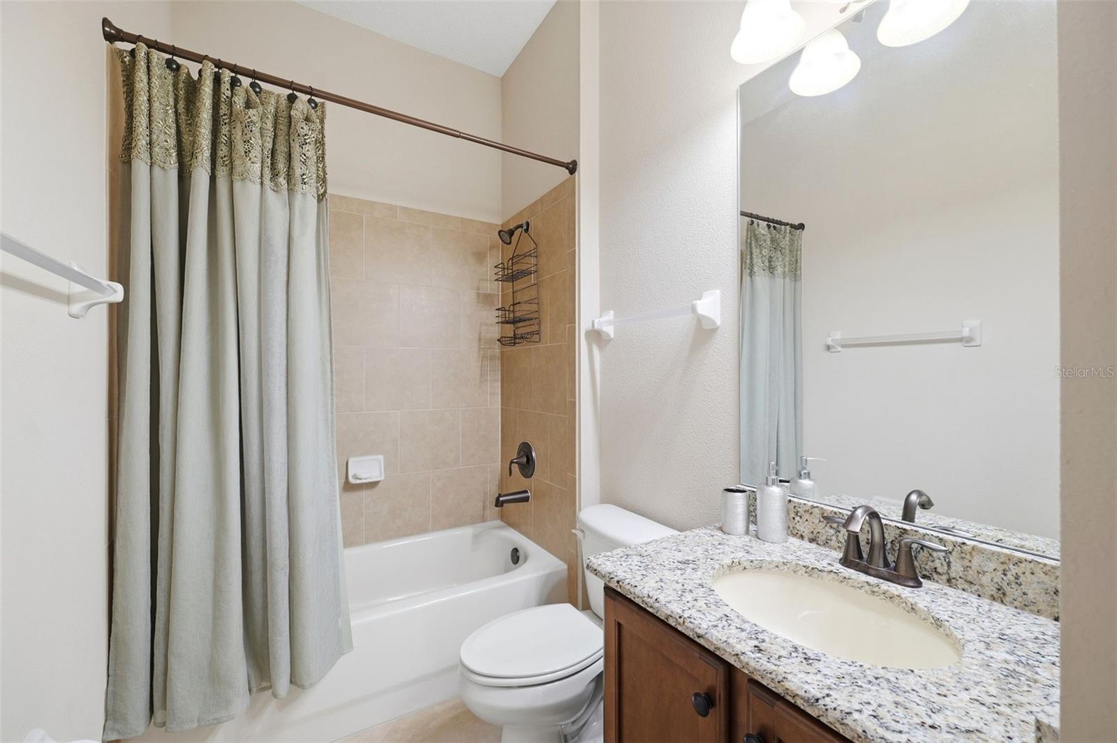 2901 DEVONOAK BLVD — photo 25