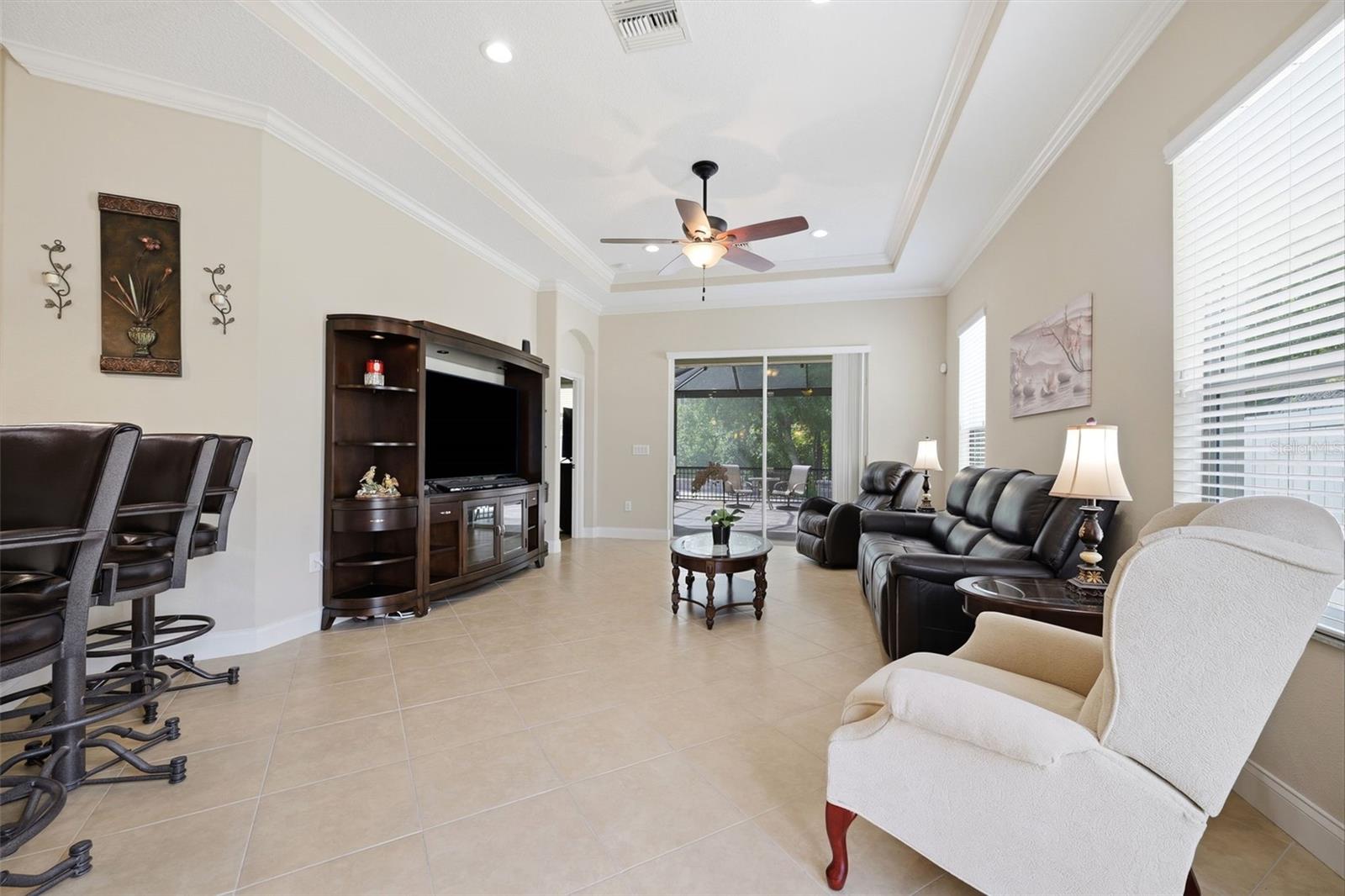 2901 DEVONOAK BLVD — photo 37