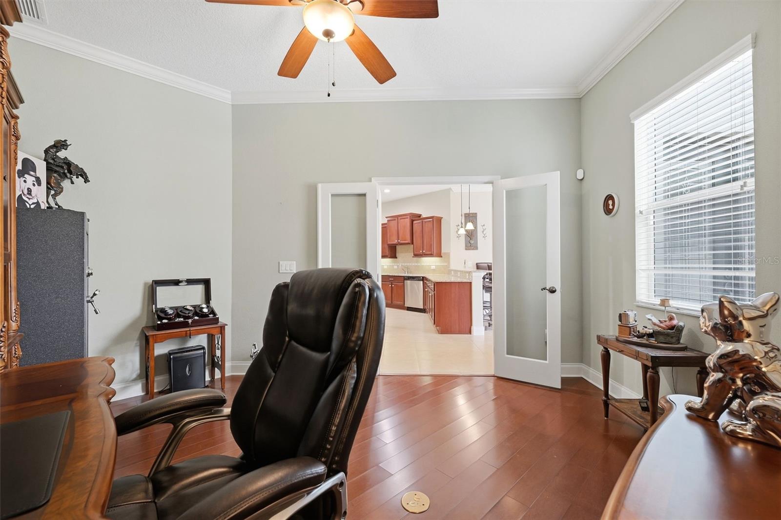 2901 DEVONOAK BLVD — photo 8