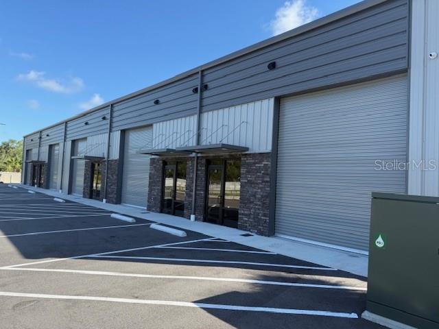 1800 CORPORATE CENTER LN #A — photo 3