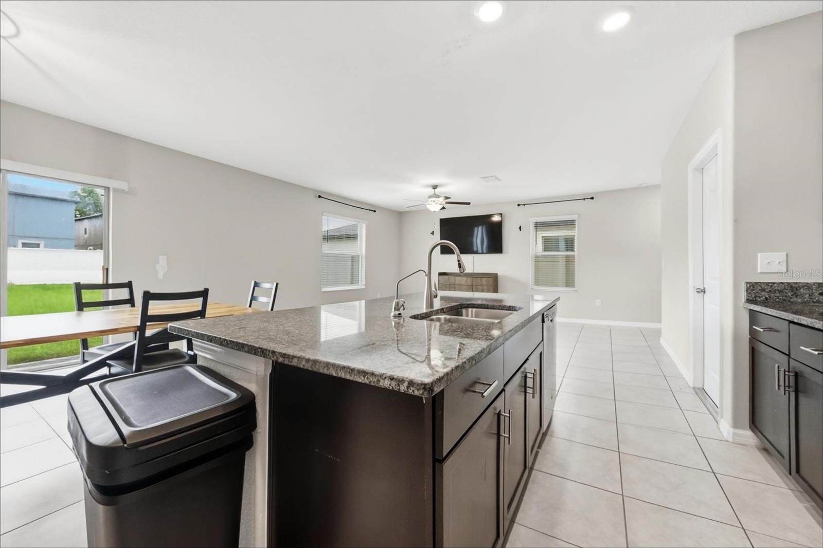 9659 CHANNING HILL DR — photo 3