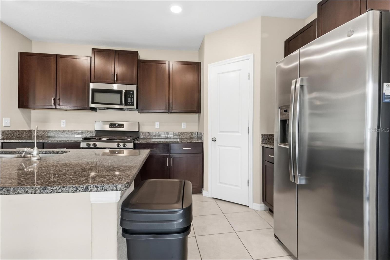 9659 CHANNING HILL DR — photo 4