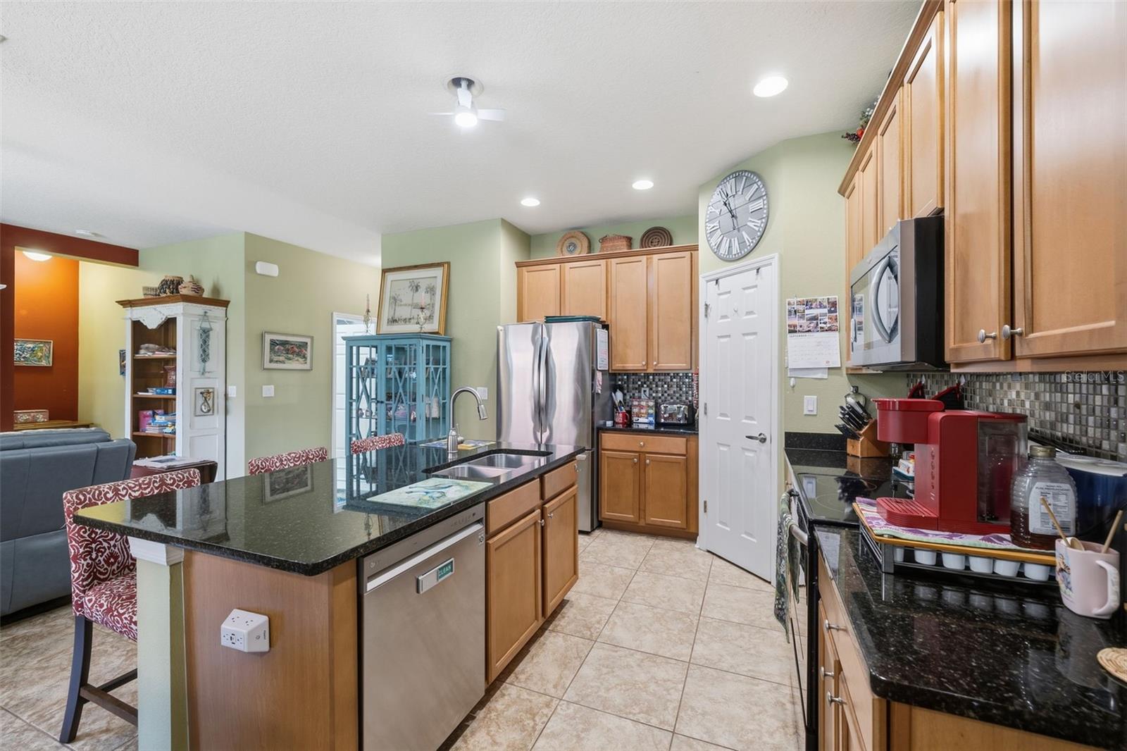 11241 BELLE HAVEN DR — photo 8