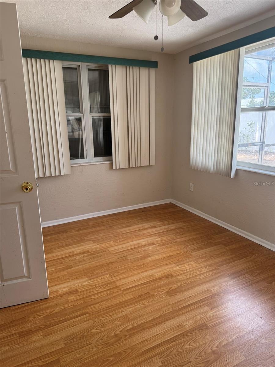 4640 TROPICAL LN — photo 12