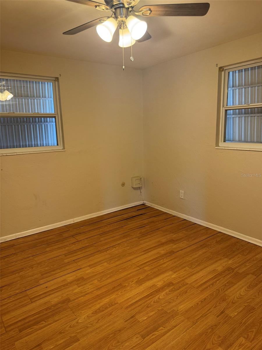 4640 TROPICAL LN — photo 4