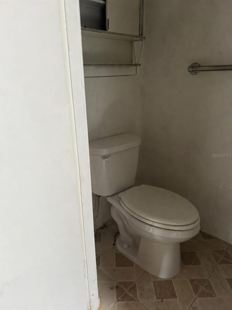 4640 TROPICAL LN — photo 20