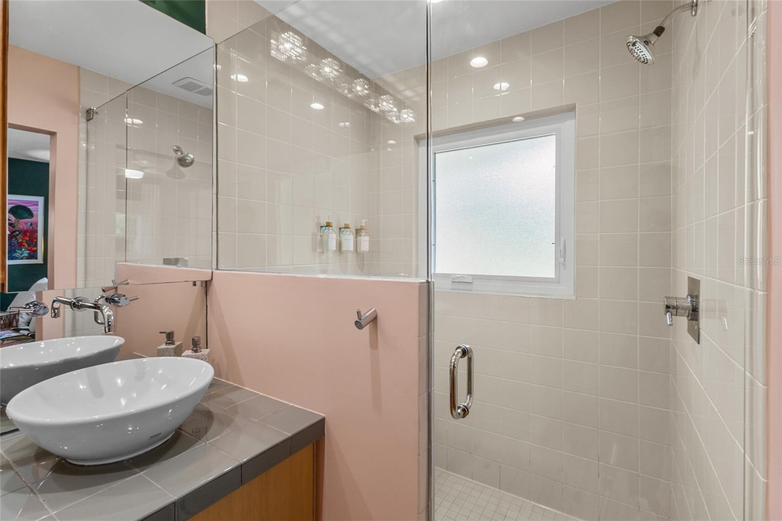 7739 WESTMORELAND DR — photo 20