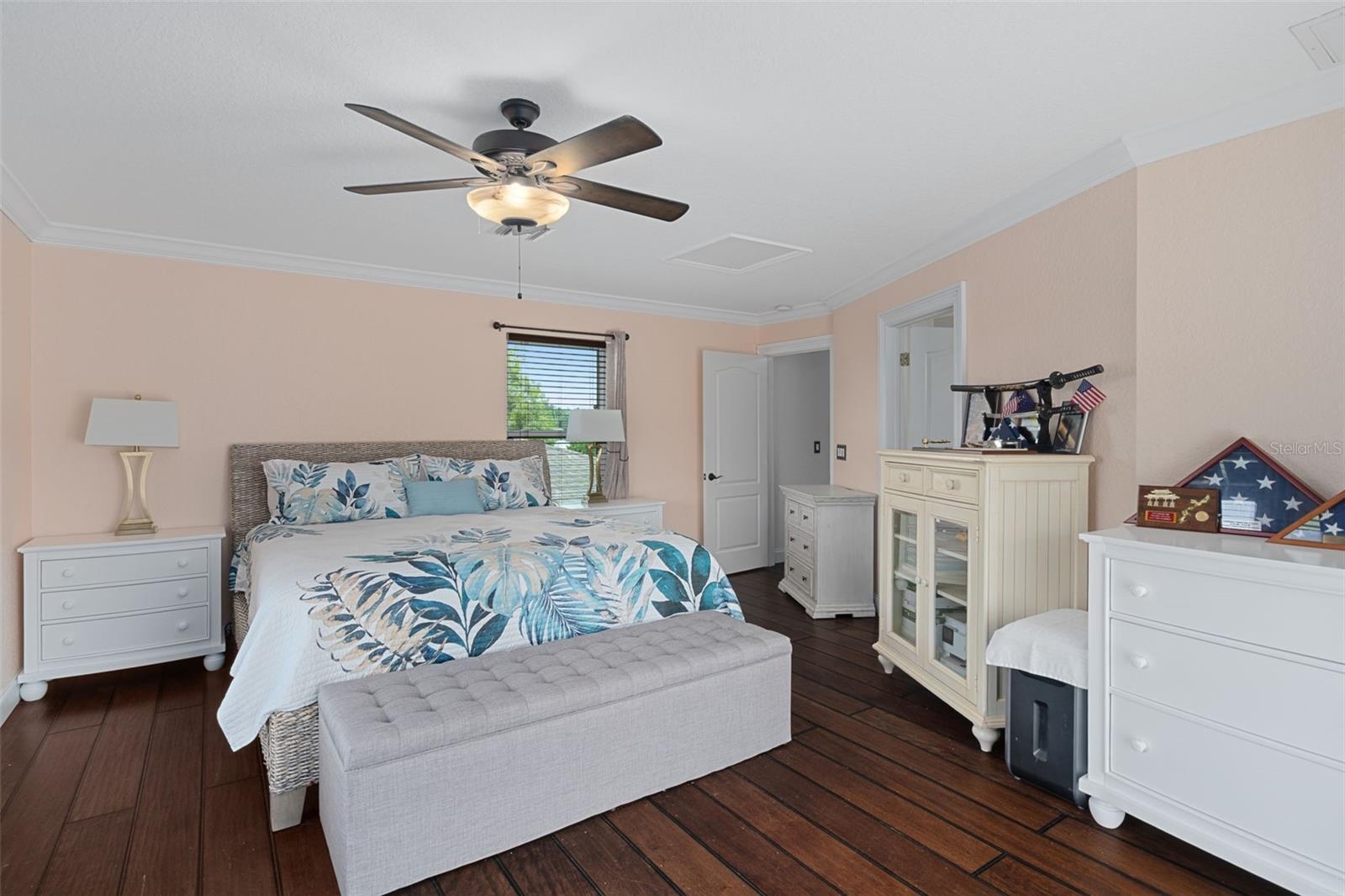 5517 TROPIC DR — photo 37