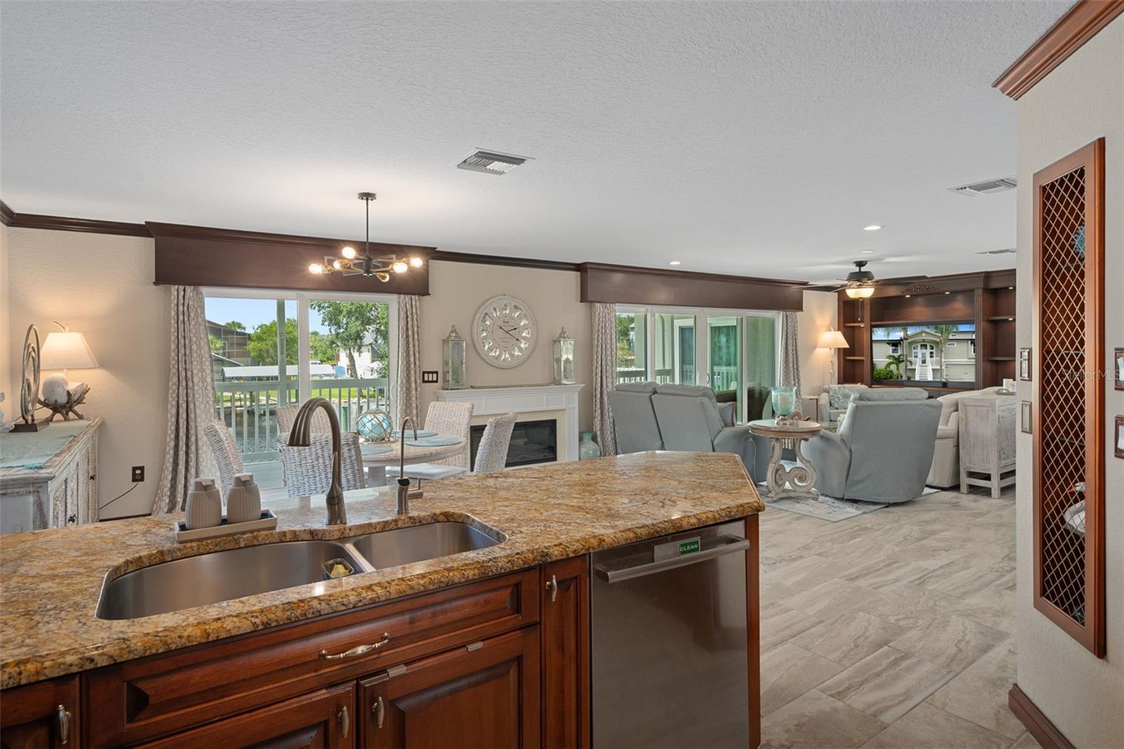 5517 TROPIC DR — photo 16