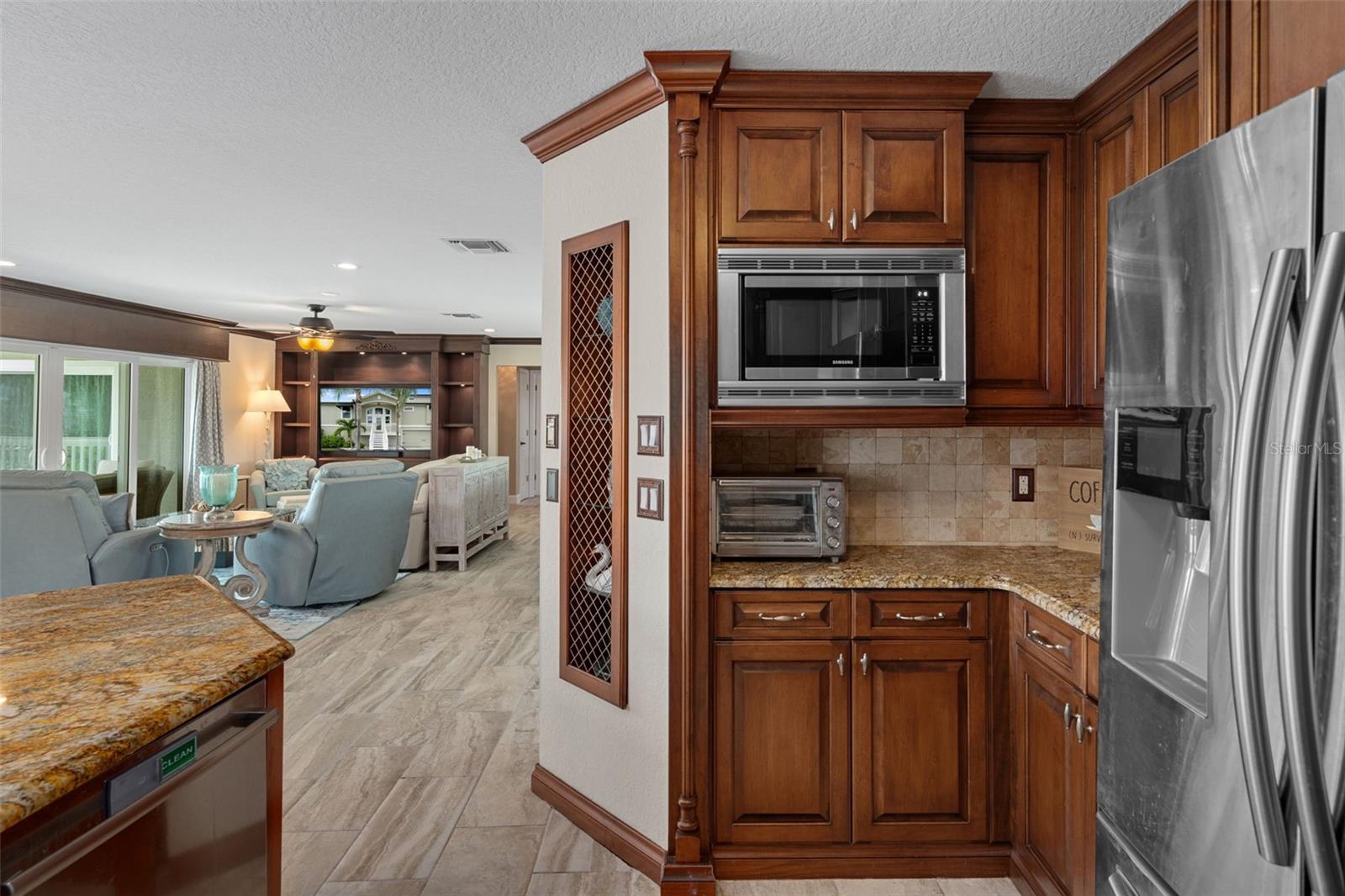 5517 TROPIC DR — photo 17