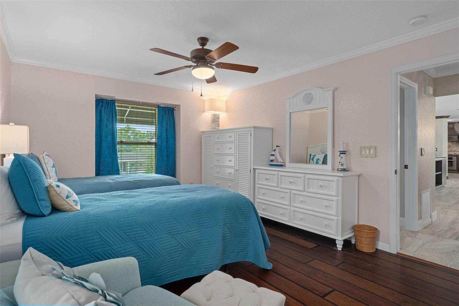 5517 TROPIC DR — photo 28