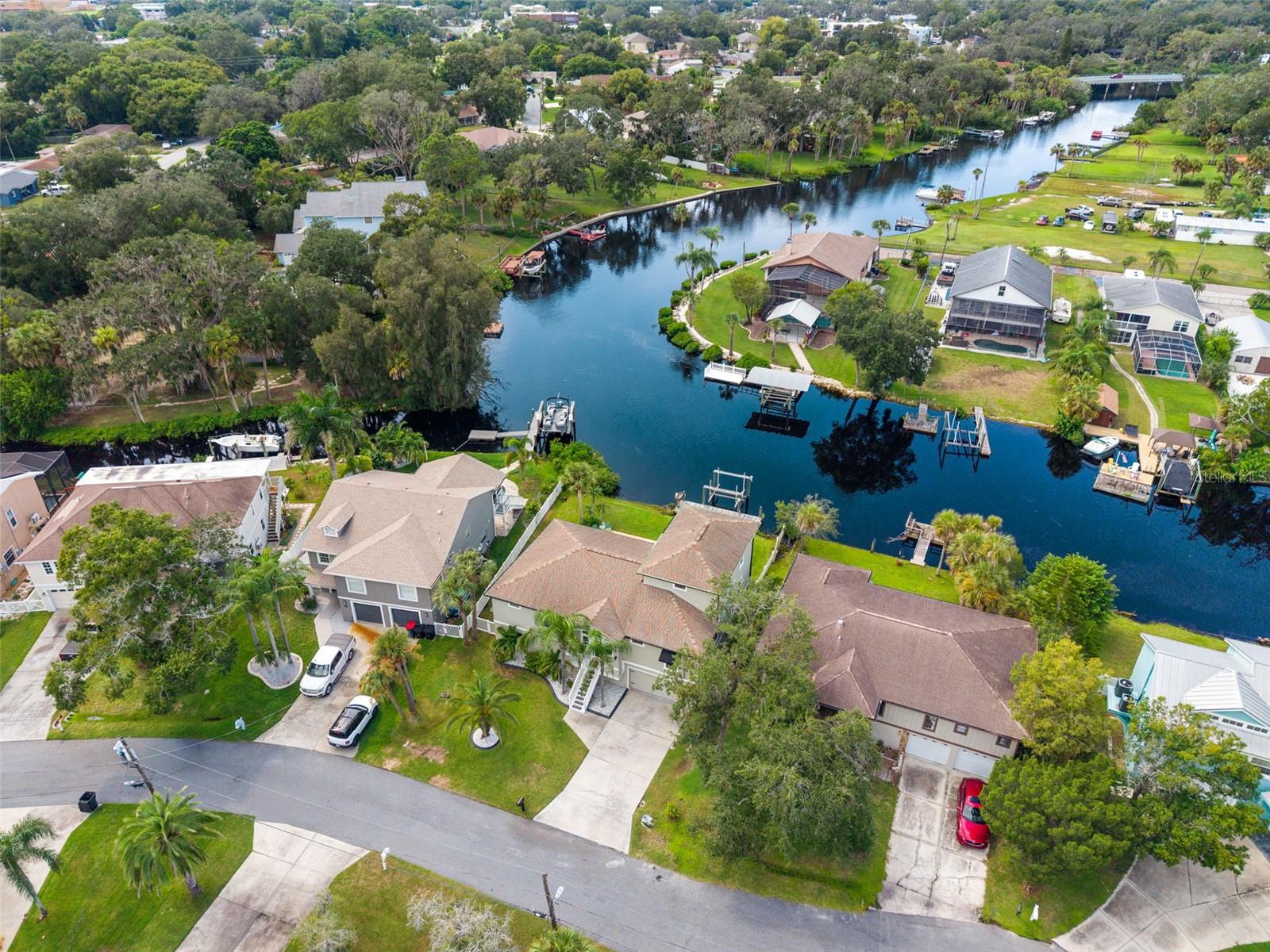 5517 TROPIC DR — photo 7