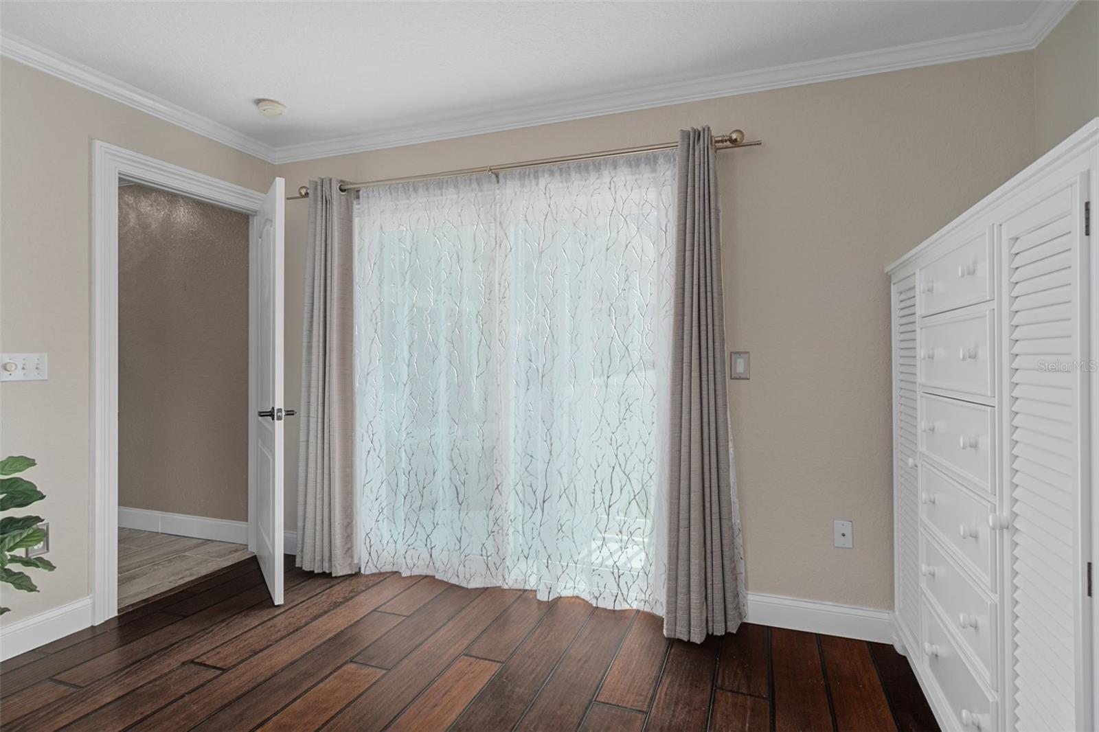 5517 TROPIC DR — photo 34