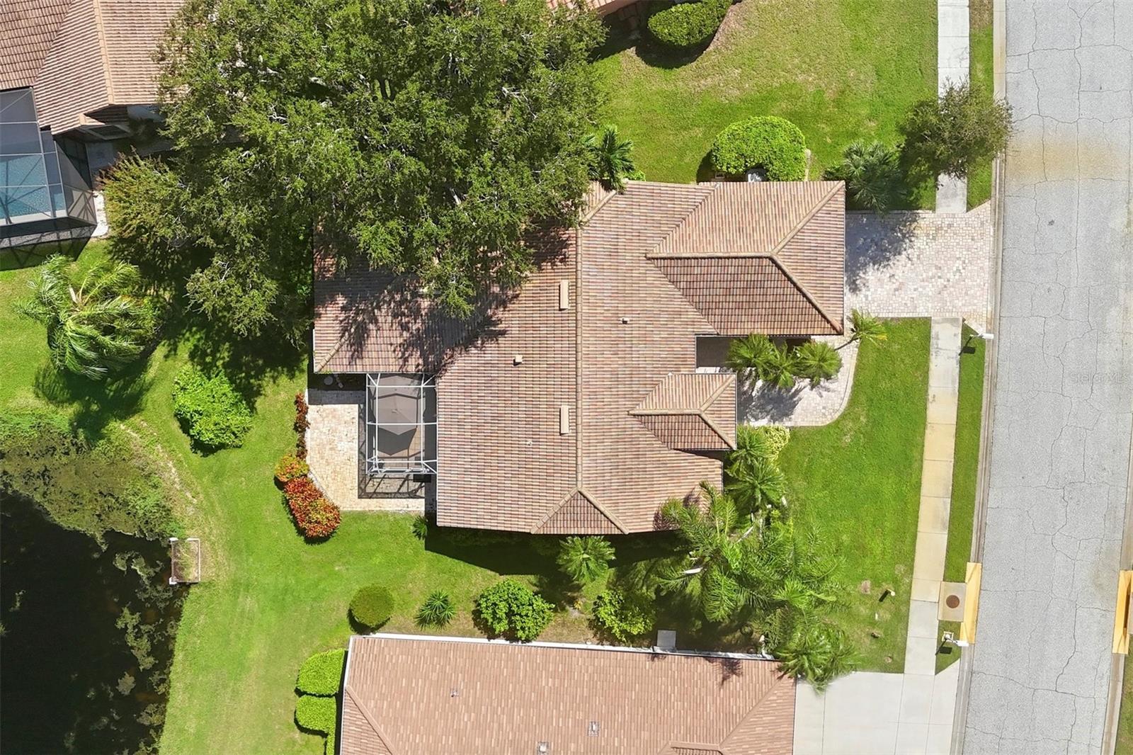 4246 HEARTHSTONE DR — photo 35