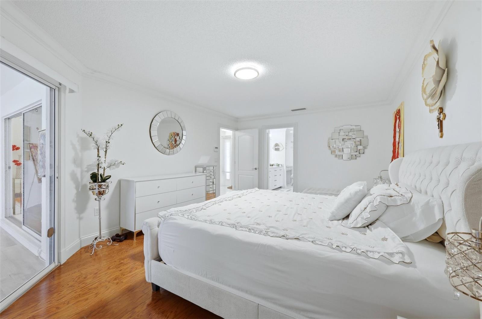 4246 HEARTHSTONE DR — photo 23